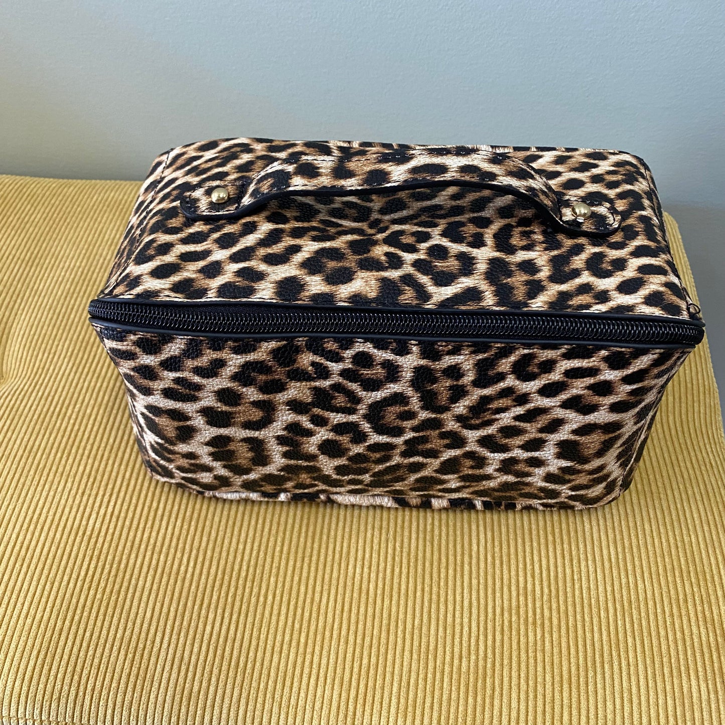 Oversized Lay Flat Cosmetic Bag, Animal Print