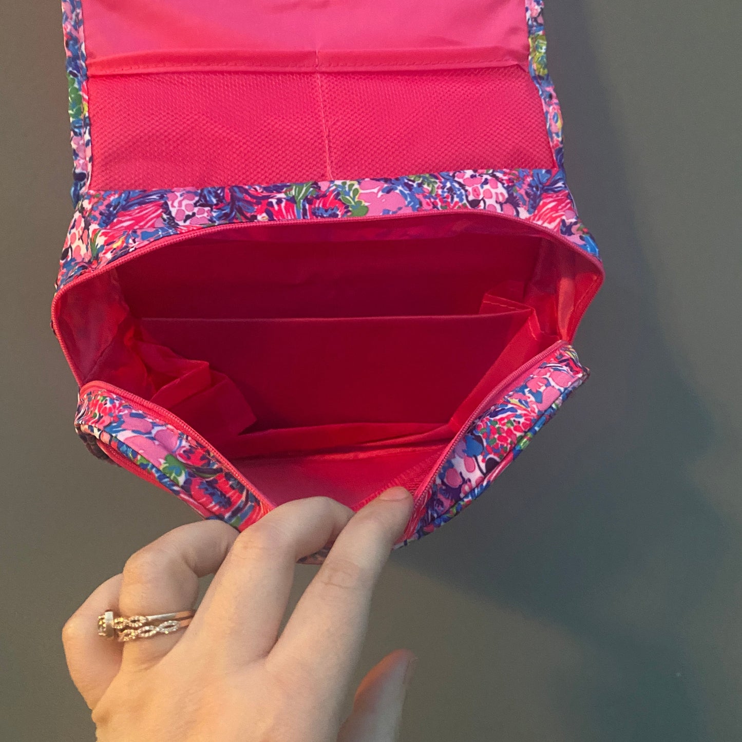 Hanging Toiletry Bag - LOCAL PICK UP OPTION